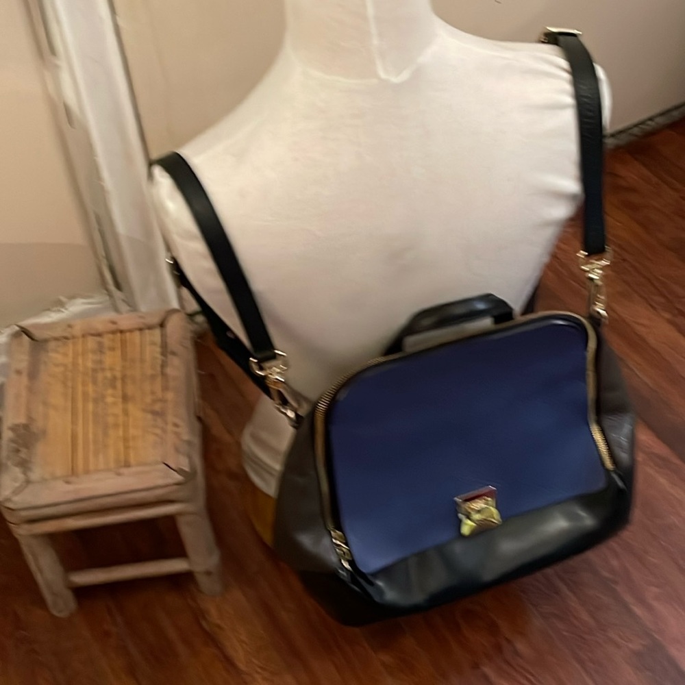 FURLA very rare blue/black patent leather adjustable straps Italian